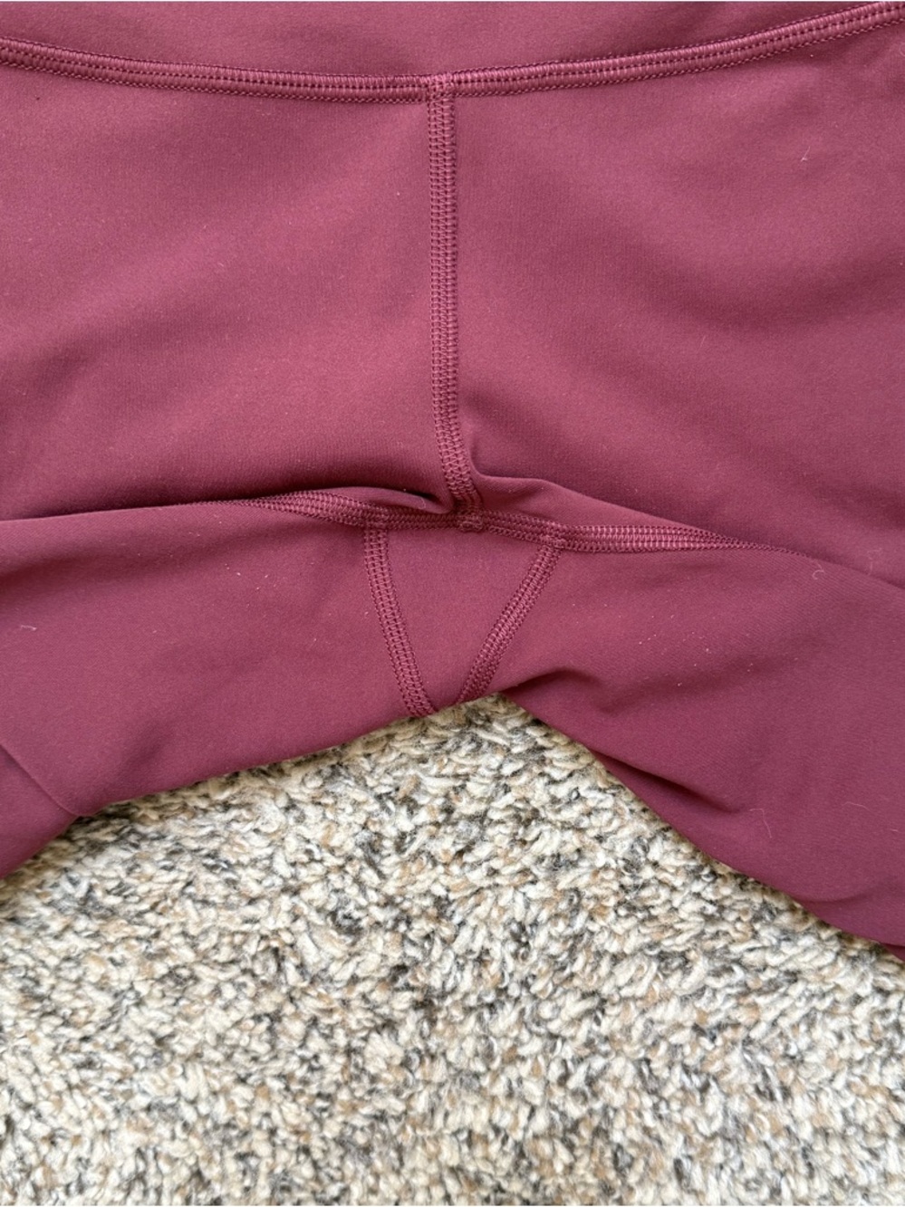 Lululemon size 4 set in maroon/burgundy - Picture 6 of 14